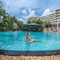 Paradox Resort Phuket ที่พักเลิศติดหาดกะรน🏝️
