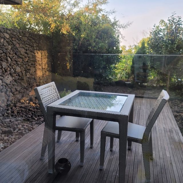 Bayhill Pool & Villa