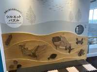 宮城県・塩釜。『塩竈市魚市場』のセリが見学できるミュージアム『おさかなミュージアムseri-miru』