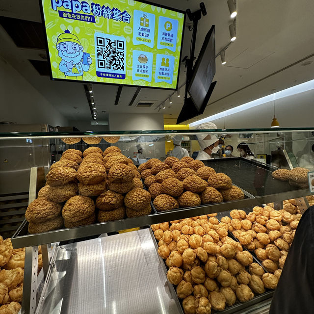 台南三井outlet~坐高鐵咻一下就到了，吃喝玩樂一站搞定
