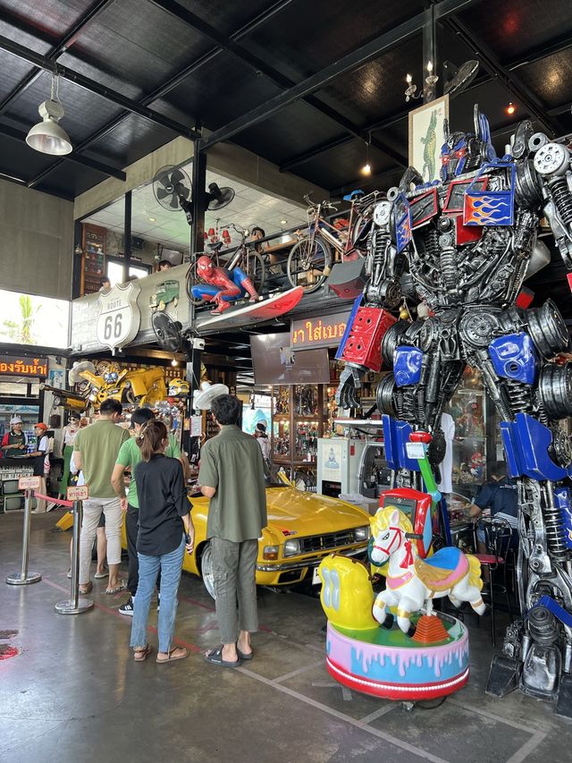 ร้านบะหมี่ร้านดังย่านนครนายก โดยโหน่ง ชะชะช่า