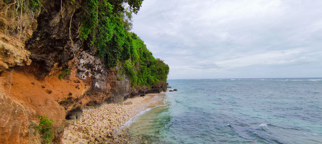 Pantai batu barak