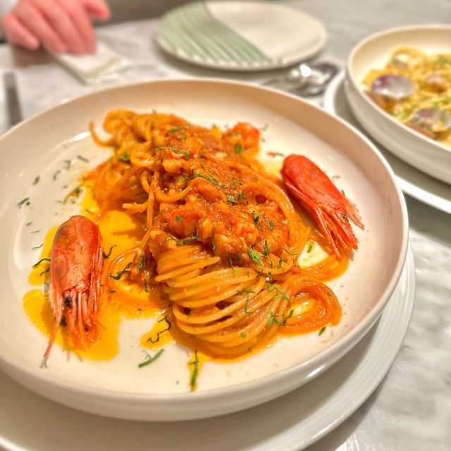 中環蘇豪神秘墨綠大門｜高質意大利菜｜The Italian Club Seafood Wine Bar 