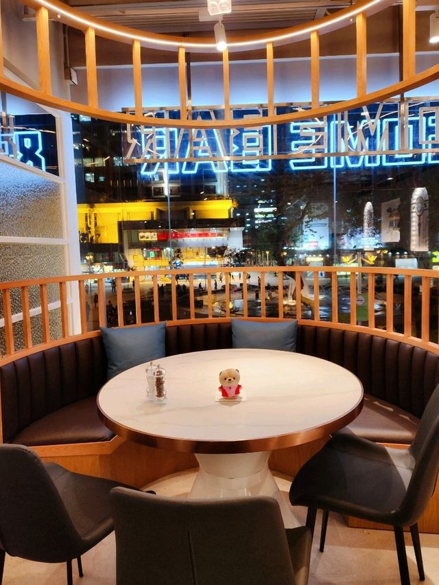 尖沙咀｜Awesome Bar & Cafe｜打卡新店記