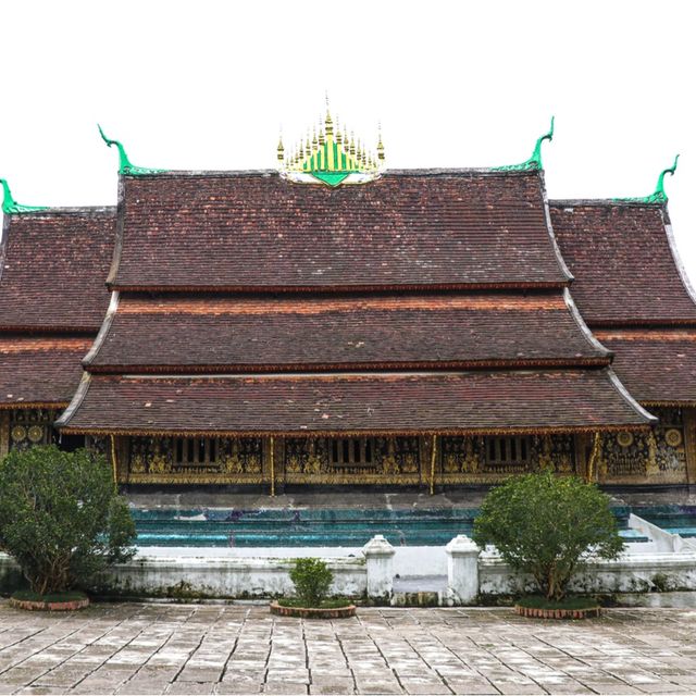 วัดเชียงทอง วัดสวยหลวงพระบาง ที่ห้ามพลาด