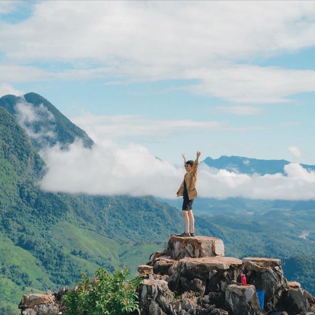 จุดชมวิว ผาแดง หนองเขียว หลวงพระบาง