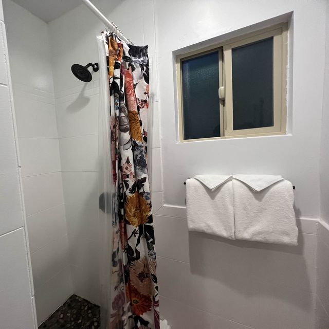 Fleur Noire Hotel โรงแรมบูติคใน Palm Spring, CA.