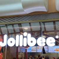 필리핀 인기 패스트푸드 졸리비 / Jollibee 🐝 