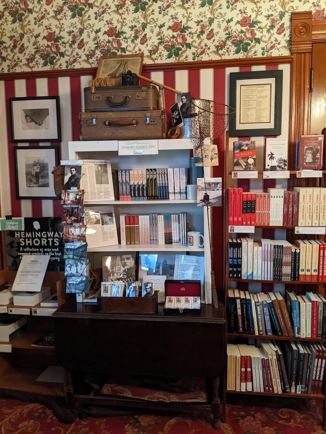 Ernest Hemingway Birthplace Museum 🍀✨