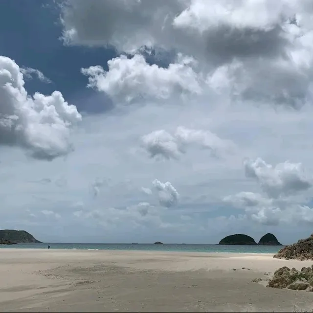香港最美的靜土鹹田灣水清沙幼,記得去士多整碗餐蛋麵吖