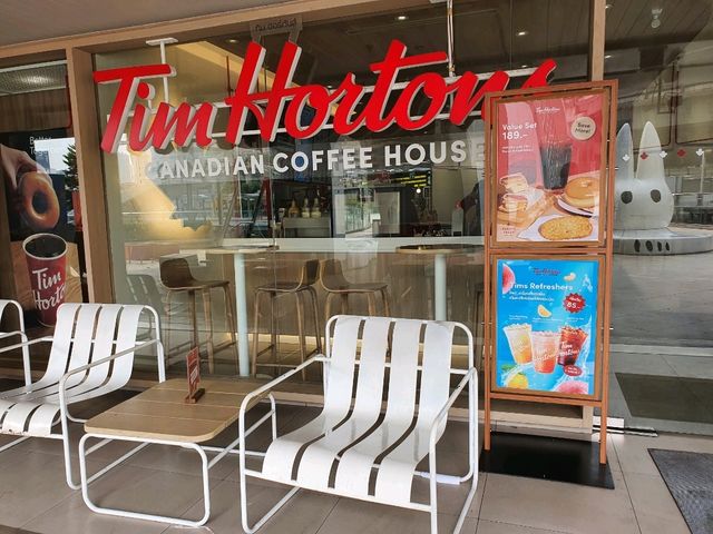 Tim Hortons (ทิมฮอร์ตันส์)