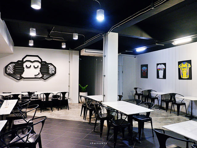 Blu Monkey Hub & Hotel Suratthani