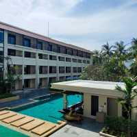 DOUBLETREE BY HILTON PHUKET เรียบง่ายใกล้หาด