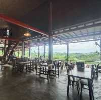 นั่ง กิน นอน บนยอดดอย "Akha Cottage"📍