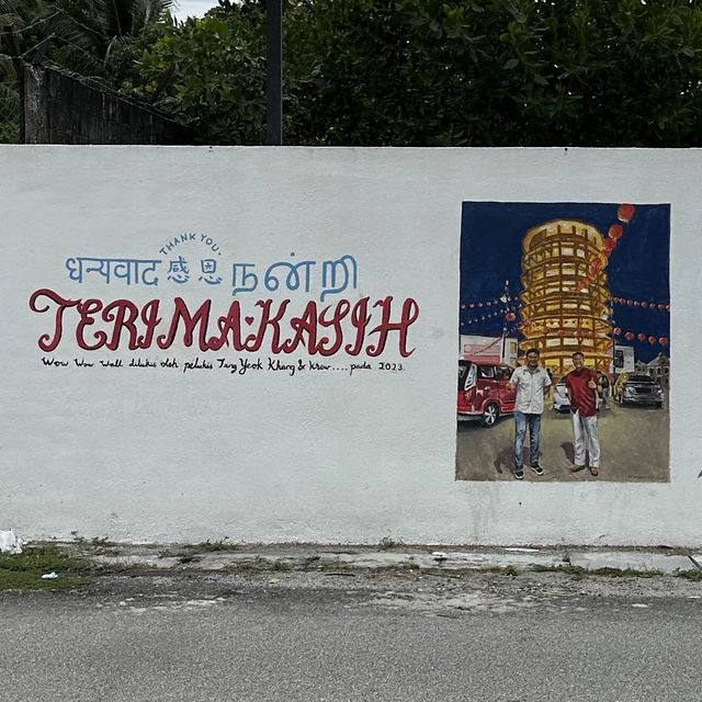 New and vibrant art murals @ teluk intan