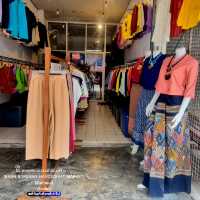 ตลาดหัตถกรรมบ้านบ่อสร้าง[สันกำแพง] - เชียงใหม่