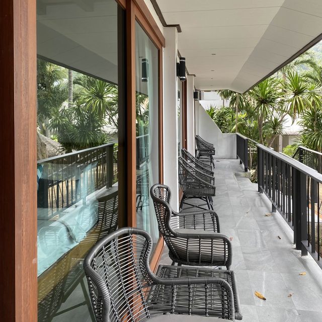 พลาดไม่ได้ใครไปสมุยต้องพักที่นี่ coral cliff beach