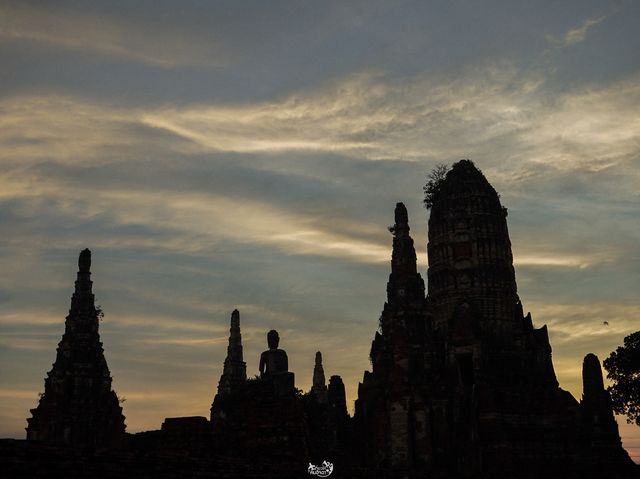ล่องเรือไหว้พระอยุธยา คนละ 200 บาท