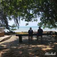 คาเฟ่ริมทะเล สัตหีบ