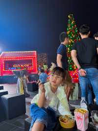 โมเม้นต์ Countdown 2024 at ICONSIAM