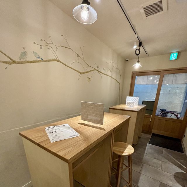【大阪・東梅田】こだわり料理を楽しめる立ち飲み屋「立呑みRouji」