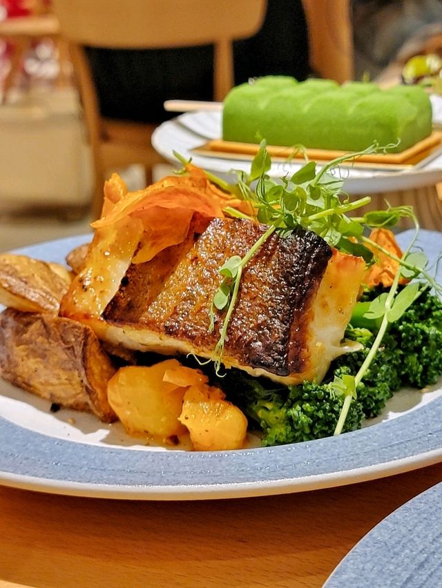 啟德木系傢俬主題日式洋食餐廳