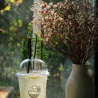 ชิมกาแฟ ณ ร้าน " ณ • ดิน " 