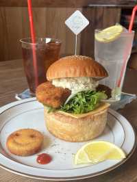 絶対のチーズハンバーガーが楽しめる専門店