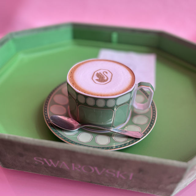 【韓国・ソウル🇰🇷】スワロフスキーのカフェが可愛すぎる🦢💎