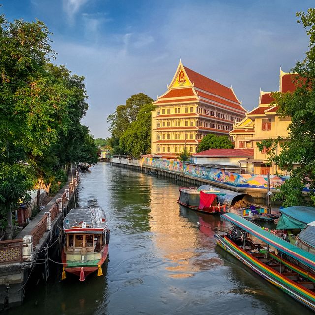 สุขใดไหนจะเท่า…เข้าวัดทำบุญ