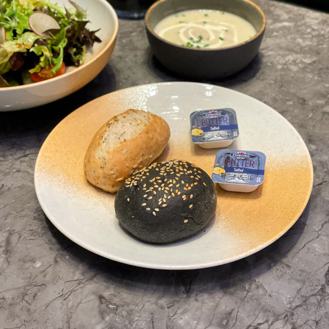 屯門｜華麗裝修新餐廳。LUMOS Restaurant and Bar