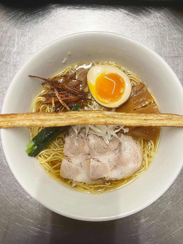 【北九州グルメ】炉端焼きのお店が作るこだわりの醤油ラーメン