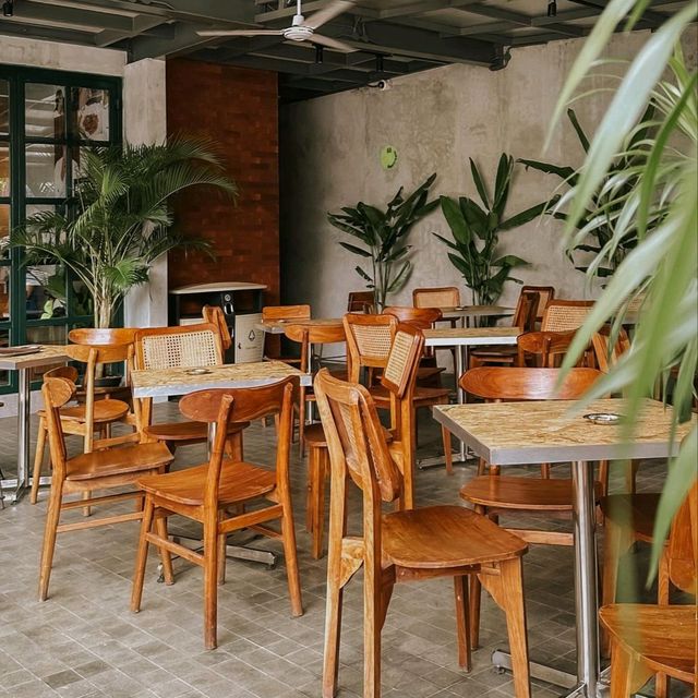 Discover the Tranquil Oasis: Luc Coffee at LCC Bintaro, Sektor 2