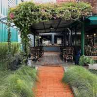 BUTTERFIELDS CAFE | CAFE ESTETIC WITH PASTRY,BAKERY AND COFFEE & BRUNCH CONCEPT