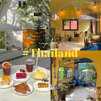 Altitude cafe