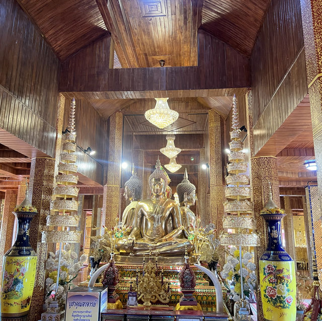 วัดพิพัฒน์มงคล ขอพรโชคลาภ การงาน มั่นคง ยศ ลาภ 