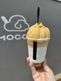 【福岡カフェ】1日個数限定の大きな桃が乗ったソフトクリームはいかが？🍑