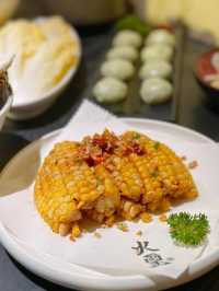 黑珍珠火鍋店 | 龍蝦花膠雞湯底