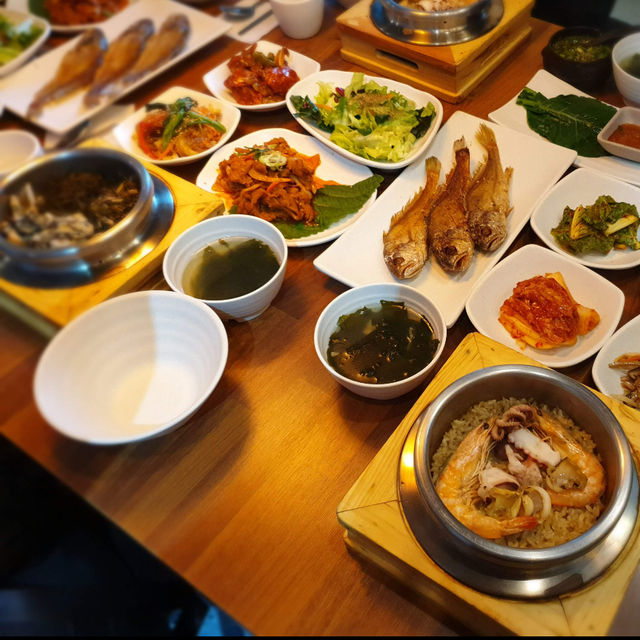 【韓国/釜山】韓国で食べる釜めし！釜山に来たらやっぱり海鮮でしょ 