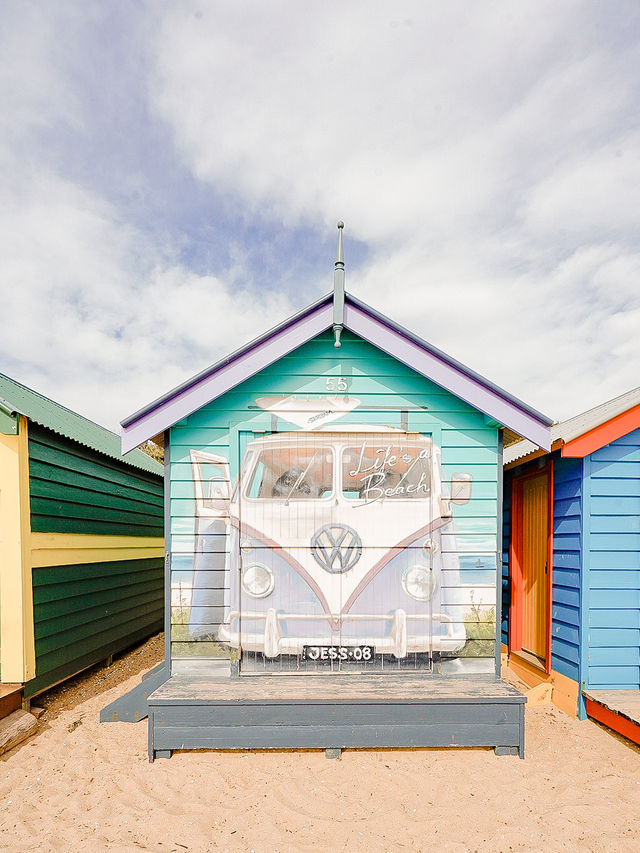 📍Brighton Bathing Boxes