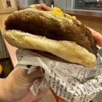 Discovering Okinawa’s Culinary Delights at A&W cafe