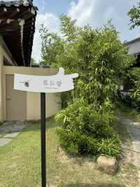 아주 넓은 정원이 있는 감성카페! 가을에 방문하기에 딱이랍니다 🌳
