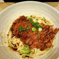 Lon Men's Noodle House