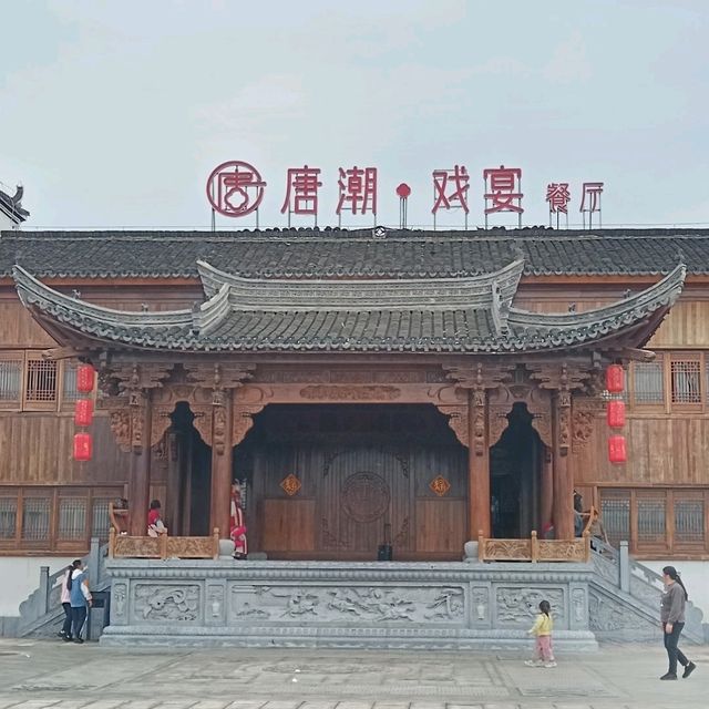 Timeless Beauty Awaits at Fotang Ancient Town in Zhejiang