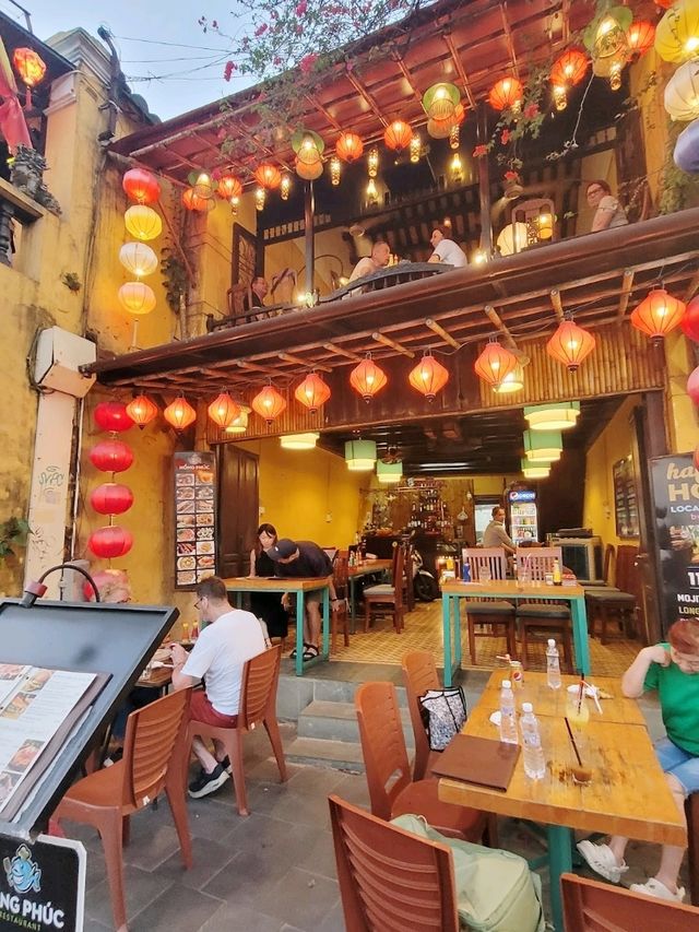 A goregous place by the river