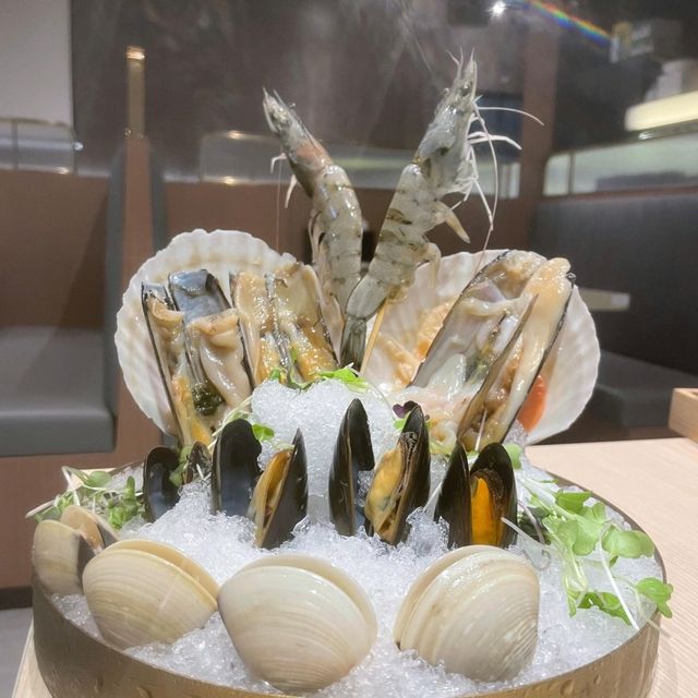 大角咀星級美食 任食雞煲及新鮮食材火鍋
