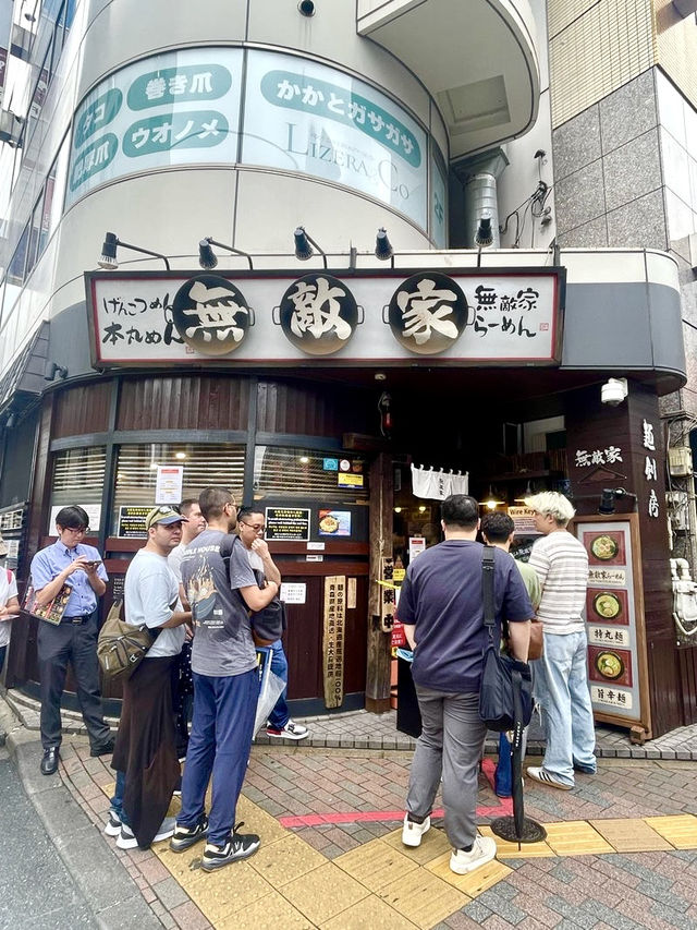 【東京都】いつでも行列人気ラーメン店