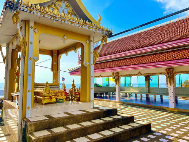 ขอพรเจ้าแม่กวนอิม วัดเกาะลอย