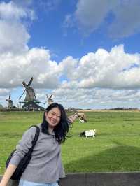 Exploring the Beauty of Zaanse Schans Windmill Village 🇳🇱