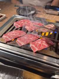 捷運市政府站巷弄精緻燒肉餐酒館「肉得慌」